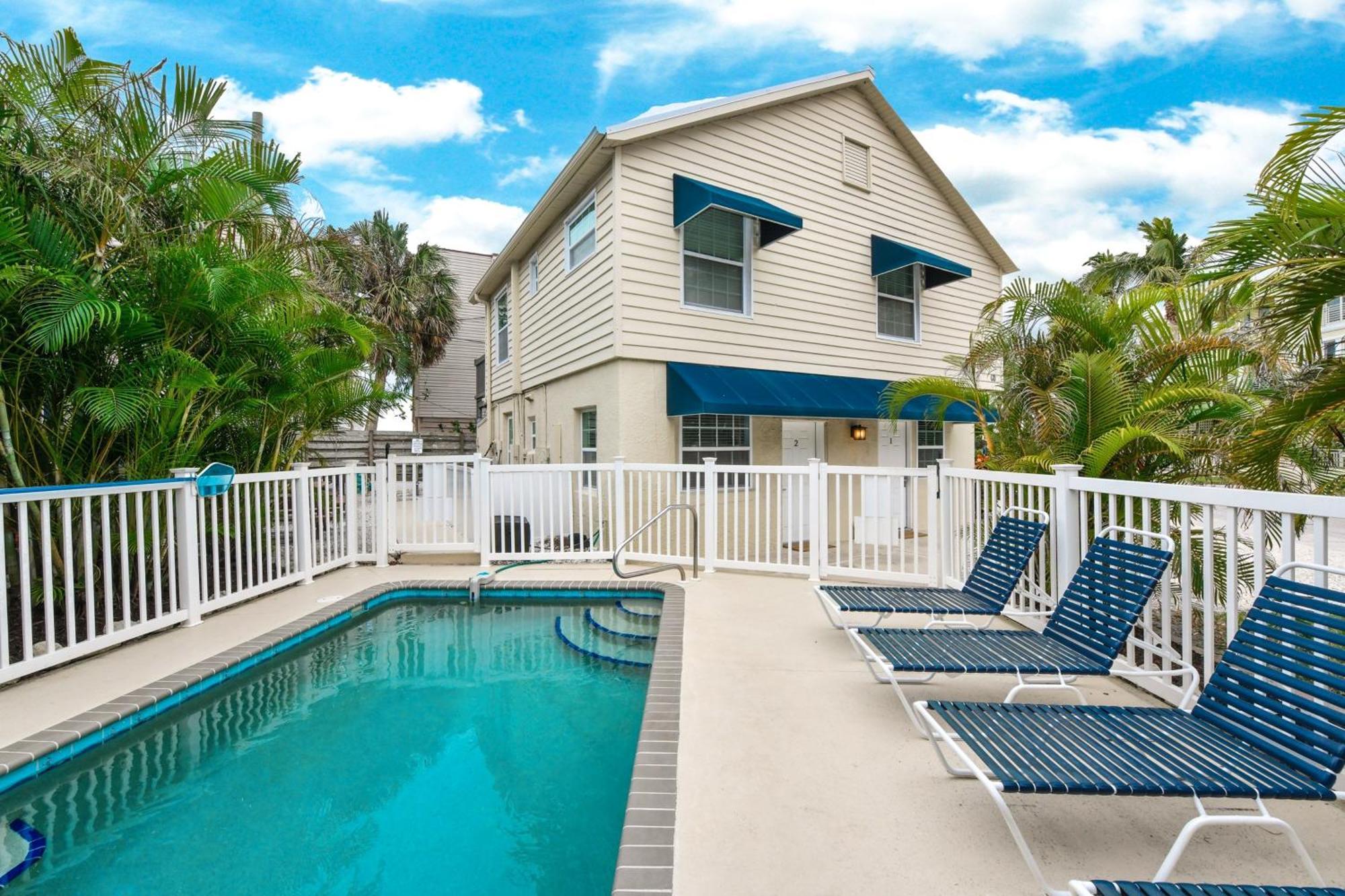 Parrot Beach Cottages 시에스타 키 외부 사진